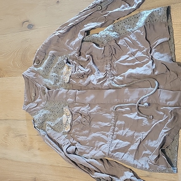 Miss Me Olive Green Long Sleeved Top Size Small Button Up - Picture 5 of 6